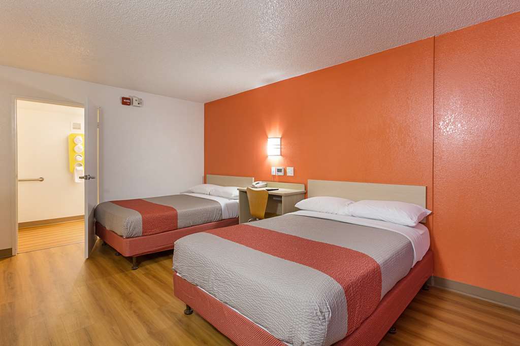 Motel 6-North Palm Springs, Ca - North Ruang foto
