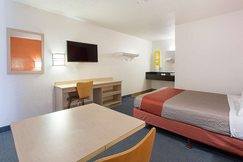 Motel 6-North Palm Springs, Ca - North Ruang foto