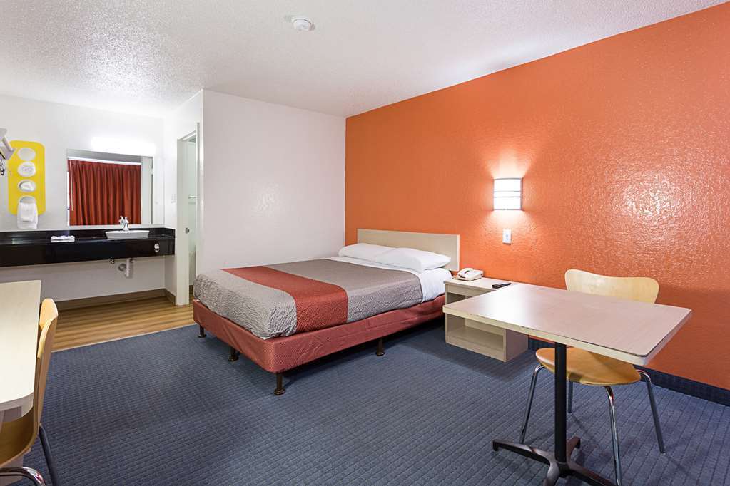 Motel 6-North Palm Springs, Ca - North Ruang foto