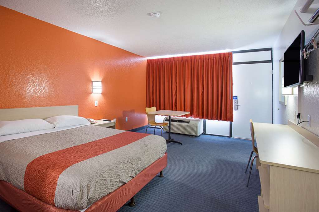 Motel 6-North Palm Springs, Ca - North Ruang foto