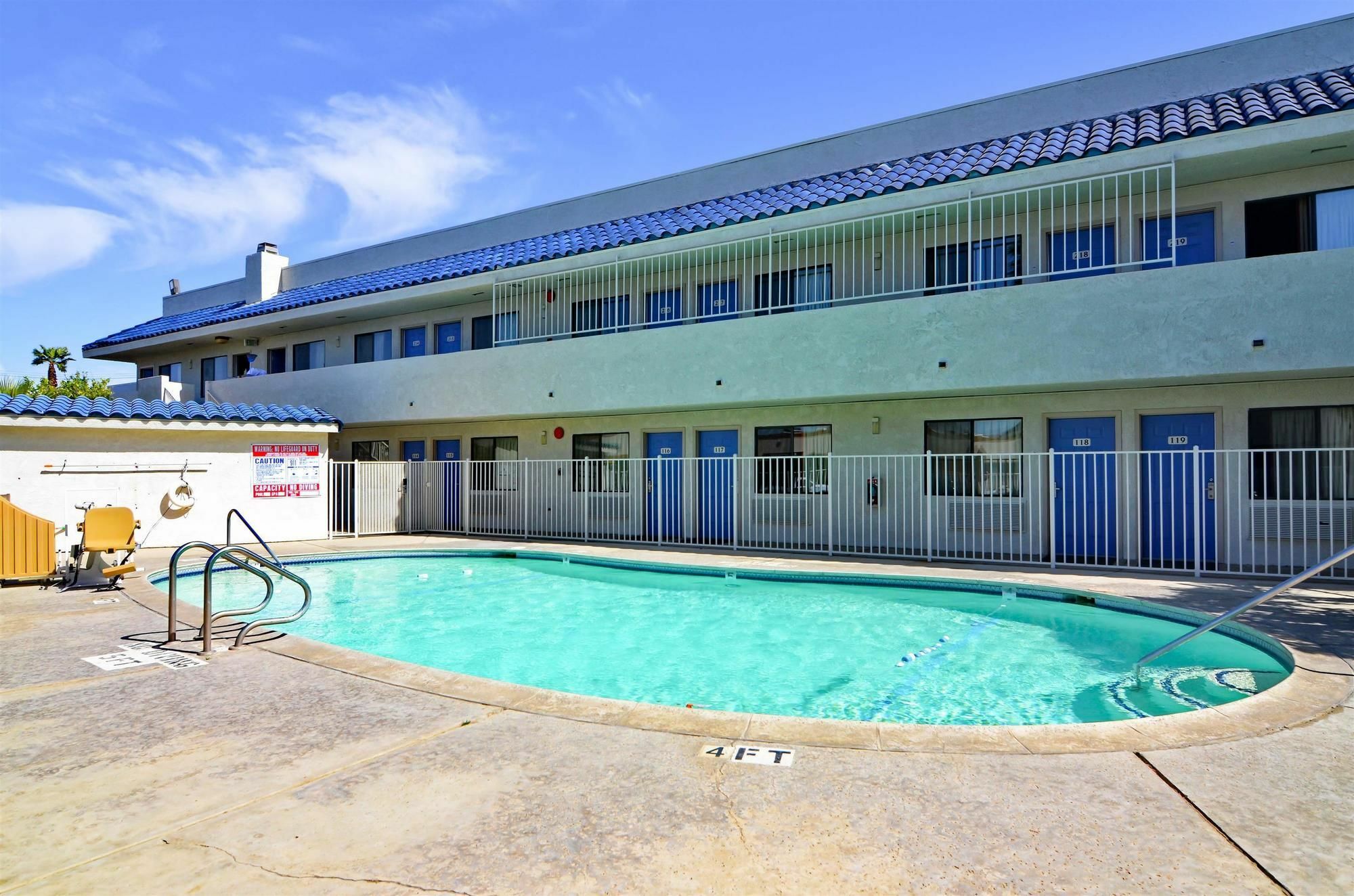 Motel 6-North Palm Springs, Ca - North Bagian luar foto