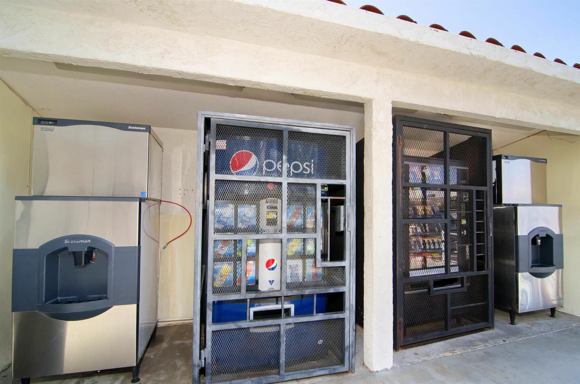 Motel 6-North Palm Springs, Ca - North Bagian luar foto
