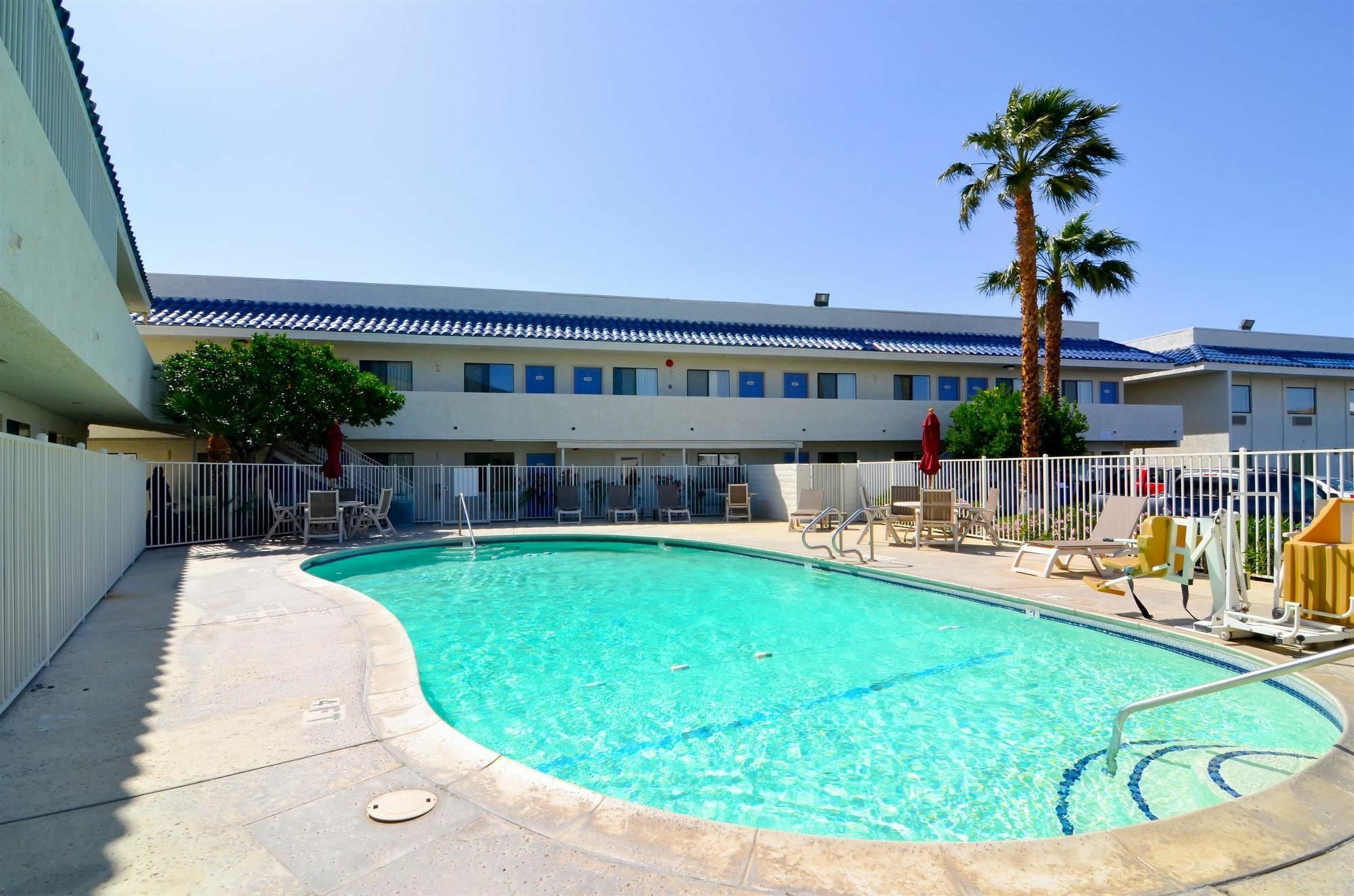 Motel 6-North Palm Springs, Ca - North Bagian luar foto
